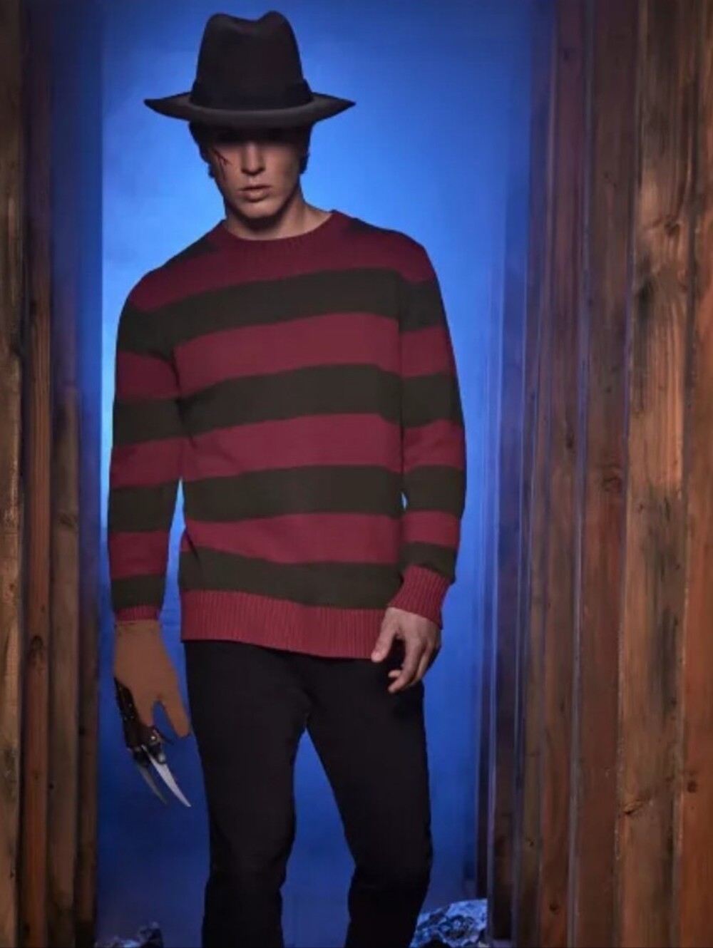 NIGHTMARE ON ELM STREET SPIRIT HALLOWEEN Freddy Kruger Sweater Mens Size XL